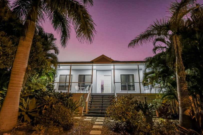 This image has an empty alt attribute; its file name is 088a2921-2.jpg